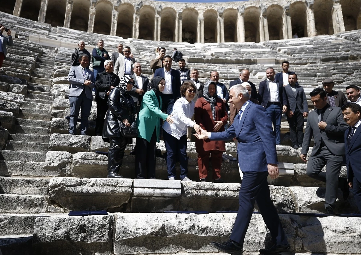 Aspendos'ta 4 Yıl Sonra Kazı ve Restorasyon Çalışmaları Tamamlanacak