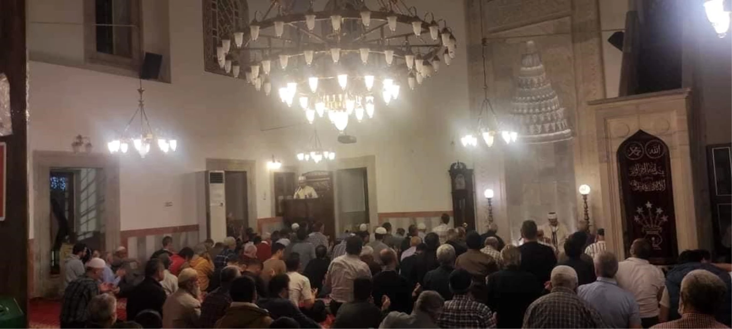 Aydın'da Kadir Gecesi dualarla idrak edildi