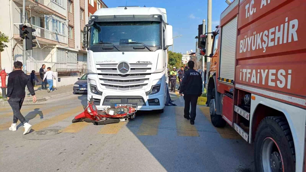 Aydın'da Motosiklet Sürücüsü Hafriyat Kamyonunun Altında Kaldı