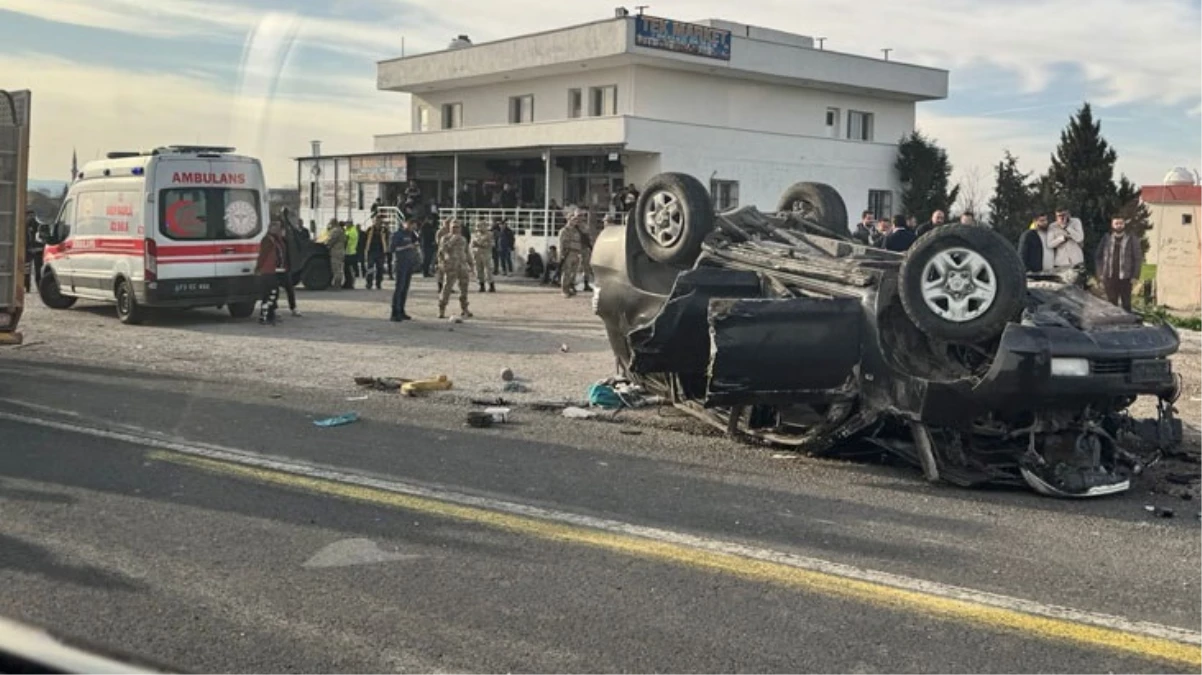 Cumhurbaşkanı Erdoğan'ın koruma ekibi, Şırnak'ta trafik kazası geçirdi: 1 polis memuru şehit oldu, 2'si polis memuru 3 kişi yaralı