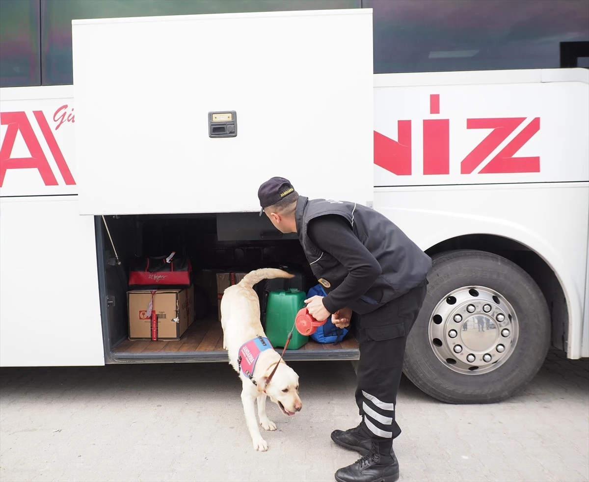Nazilli'de cayrokopter ile trafik denetimi yapıldı
