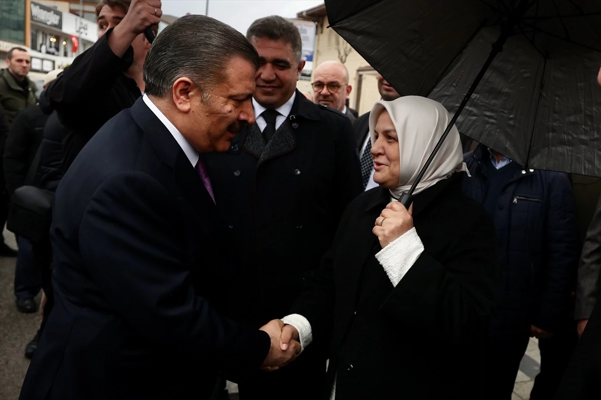 Sağlık Bakanı Fahrettin Koca: Uzman hekim sayısı 2 katına çıkacak